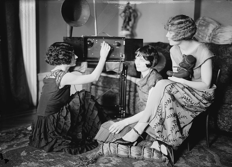 Movies, radio, and sports in the 1920s (article) | Khan Academy